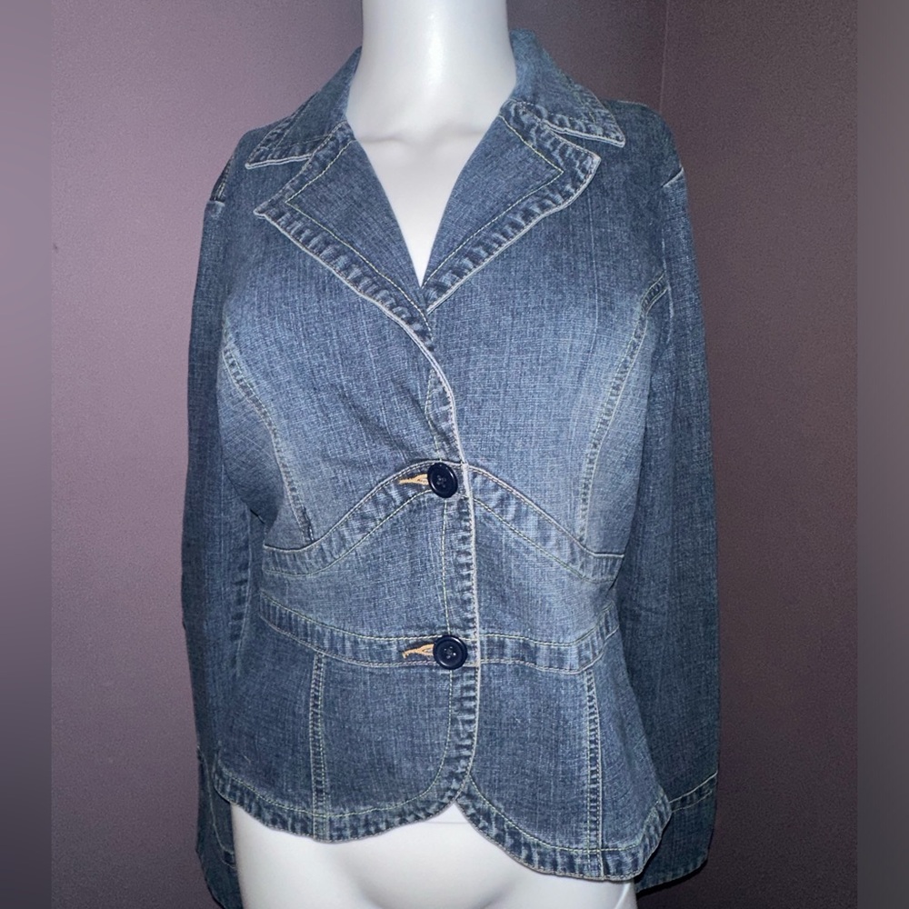 AC-3998‎ Blazer Style Blue Jean Jacket with Stretch, Size L (108)